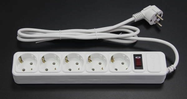 Сетевой фильтр 5bites SP5W-130 5S, 3х0.75мм2, 3м, белый